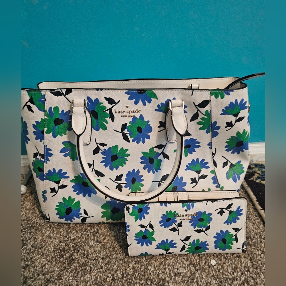 Kate Spade Crossbody Satchel and  Wallet Blue / Green / White Flower Floral Set